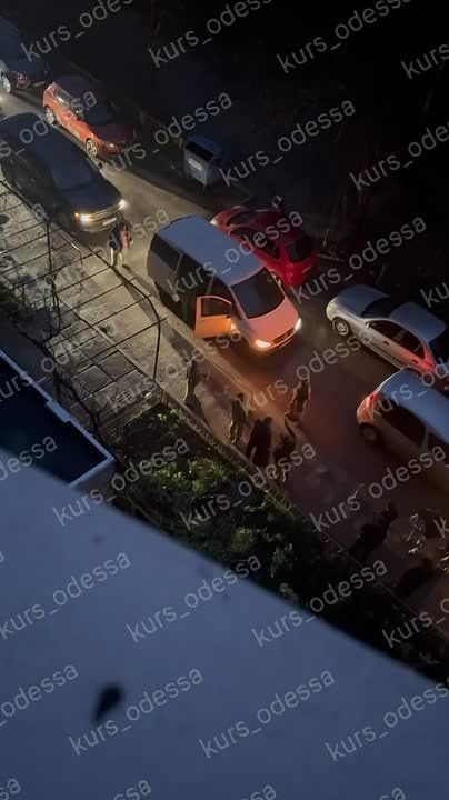 � ������ ����������� �� ��� �������� �� ����� ����� � �������� ��� � �������