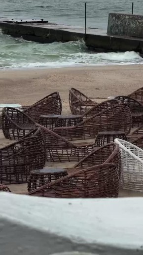 Одесса-мама, мирных снов. — Что такое «План Б»?