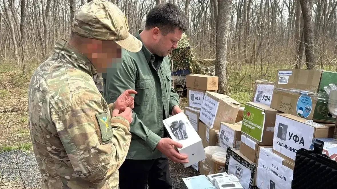 Мэр Уфы встретился с бойцами в зоне СВО Мэр Уфы встретился с бойцами в зоне СВО
