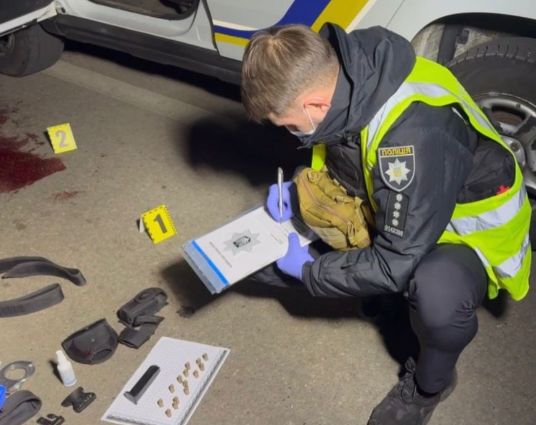 Погоня в Одессе. Зе-собаки загнали мужика — и получили автоматную очередь Погоня в Одессе. Зе-собаки загнали мужика — и получили автоматную очередь