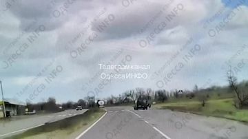 Состояние дорог в области такое, что даже прицепы перепрыгивают ямы