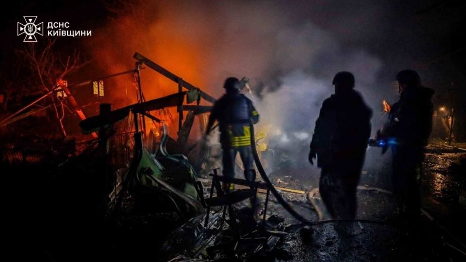 Олег Царёв: ВС РФ ночью нанесли комбинированные удары по объектам в 11 областях Украины Олег Царёв: ВС РФ ночью нанесли комбинированные удары по объектам в 11 областях Украины