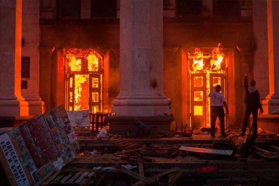 В двенадцатую годовщину трагедии в одесском Доме профсоюзов официальный представитель МИД России Мария Захарова напомнила о масштабах произошедшего и провела исторические параллели В двенадцатую годовщину трагедии в одесском Доме профсоюзов официальный представитель МИД России Мария Захарова напомнила о масштабах произошедшего и провела исторические параллели