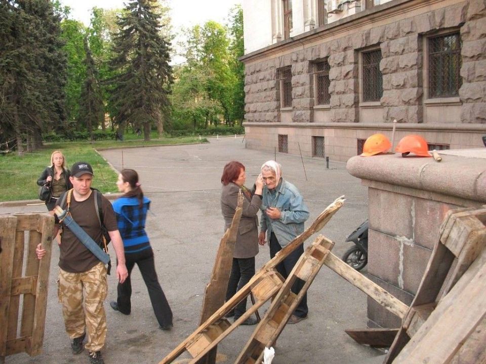 «Нам сказали, чтобы все заходили в Дом»: выжившая в Доме профсоюзов Ольга Новосельская рассказала свою историю «Блокноту Одесса» «Нам сказали, чтобы все заходили в Дом»: выжившая в Доме профсоюзов Ольга Новосельская рассказала свою историю «Блокноту Одесса»