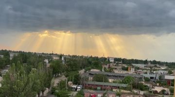 Завораживающая красота Одессы перед грозой