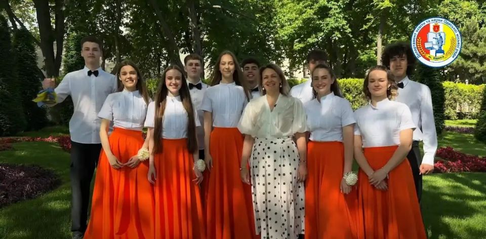 В Одессе сегодня прошёл Последний звонок