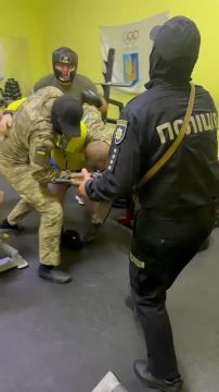 В Одесском фитнес-клубе произошла драка с ТЦК