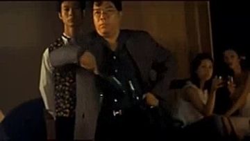 В Одессе сотруднику ТЦК разбили бутылку о голову во время проверки документов