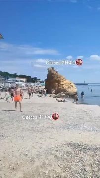 Пляж «Отрада», где вчера умерла девушка, закрыли