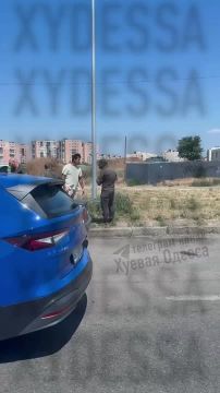 Вчера в районе рынка «7 километр» ТЦКуны проводили загонную охоту, в которую вмешался некий гражданин Узбекистана