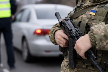 В Одесской области военный расстрелял из автомата гражданский автомобиль