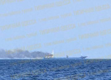 Тихонечко горит недалеко от Одессы