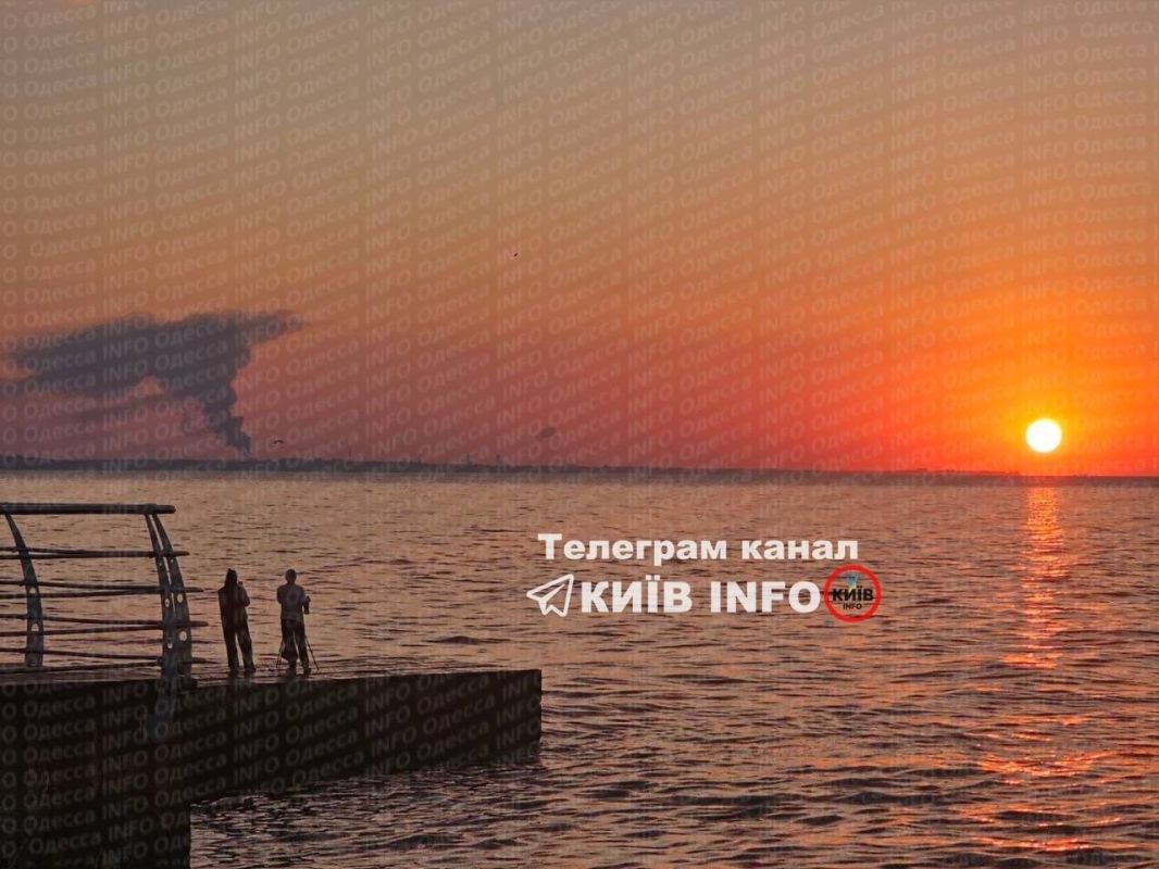 Результат ударов ВС РФ по целям в Белярах и в порту "Южный" в Одесской области Результат ударов ВС РФ по целям в Белярах и в порту "Южный" в Одесской области