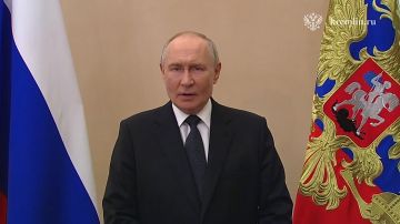 С Днём военно-морского флота всех причастных!