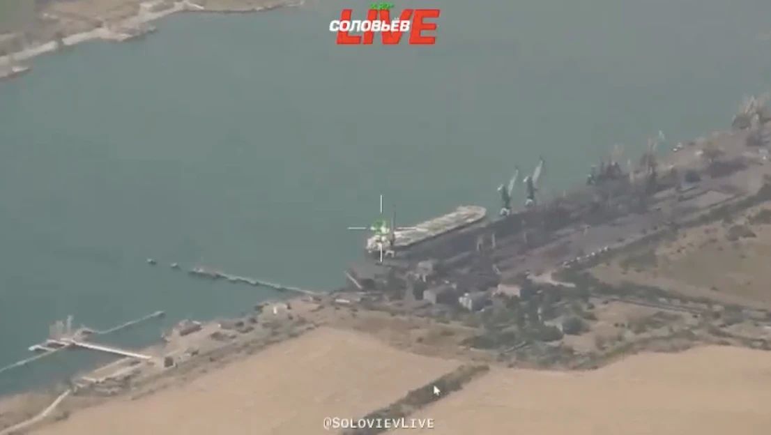 Российские «Герани-4 сикер» провели успешную операцию против морской логистики ВСУ в Черноморской зоне: поражены три судна с военными грузами Российские «Герани-4 сикер» провели успешную операцию против морской логистики ВСУ в Черноморской зоне: поражены три судна с военными грузами