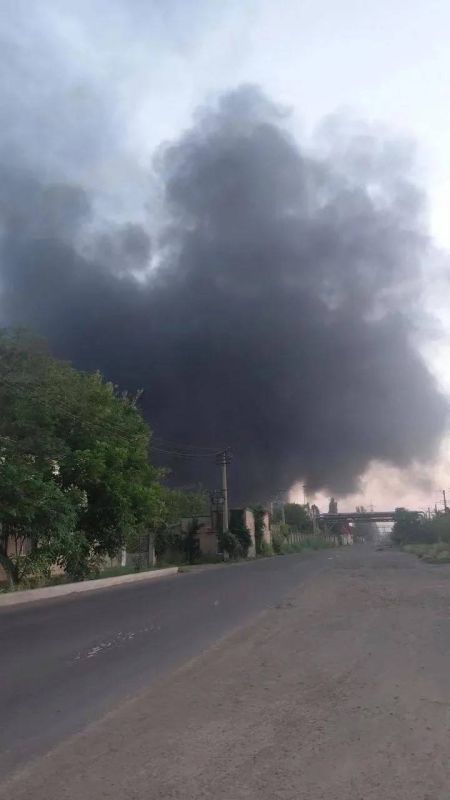 WarGonzo: Удары по Одесской области блокировали международную трассу Украины, ведущую к Румынии WarGonzo: Удары по Одесской области блокировали международную трассу Украины, ведущую к Румынии