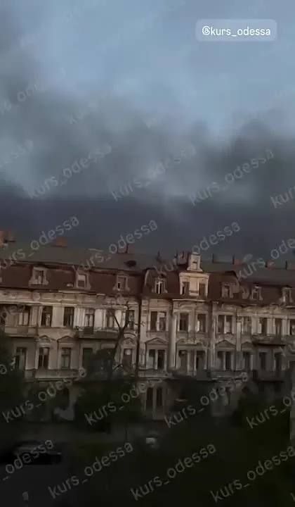 WarGonzo: Удары по Одесской области блокировали международную трассу Украины, ведущую к Румынии WarGonzo: Удары по Одесской области блокировали международную трассу Украины, ведущую к Румынии