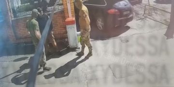 В ЖК Академгородок жалуются на мобилизацию охранников