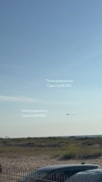 МиГ-29 ВС ВСУ гоняется за «Геранями» в районе Каролино-Бугаз Одесской области сегодня утром