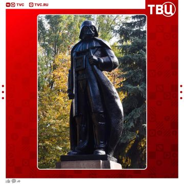 Украинским радикалам не понравился русский язык на памятнике Дарту Вейдеру в Одессе
