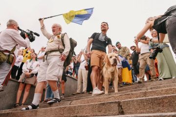 Не ходить, не глазеть, доносить — праздник в концлагере «Одесса»