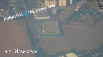 Появилось видео атаки БПЛА на логистический центр н.п. Ильичовка