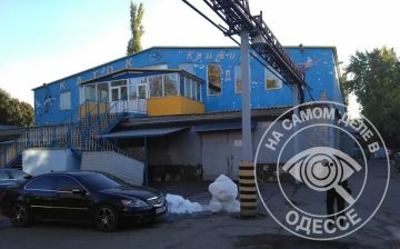Наш легендарный каток «Льдинка» на ул. Ак. Филатова, пребывающий сейчас в не лучшем состоянии, ждёт капитальный ремонт