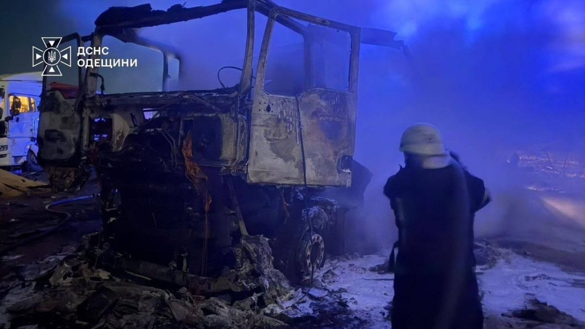 Последствия прилетов «Гераней» в Одесской области Последствия прилетов «Гераней» в Одесской области