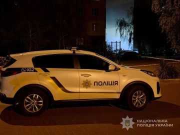 В Одесской многоэтажке мужчина убил родителей и застрелился