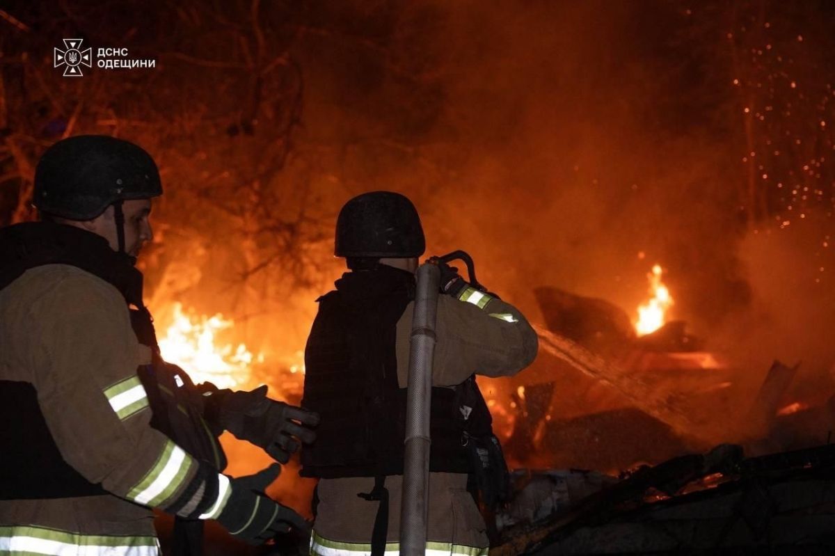 WarGonzo: 20 взрывов в Одессе и десятки поражённых объектов по всей стране: карта ночных ударов по Украине WarGonzo: 20 взрывов в Одессе и десятки поражённых объектов по всей стране: карта ночных ударов по Украине