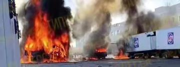 Два майора: В Дачном Одесской области после прилета горят фуры АТБ