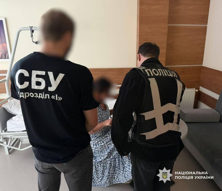 В Одессе обнаружили незаконно построенные 47 трехэтажных таунхаусов В Одессе обнаружили незаконно построенные 47 трехэтажных таунхаусов
