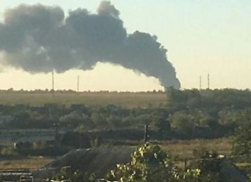 ВС РФ нанесли новые групповые удары по объектам военной промышленности, морским портам Украины и судам, а также логистическим центрам, задействованным в интересах ВСУ
