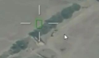 Уничтожение РЛС П-19 (или ее макета) ударом реактивной "Герань-4 сикер" и удар по стоявшей рядом купольной системе РЭБ в районе поселка Широкое Днепропетровской области Уничтожение РЛС П-19 (или ее макета) ударом реактивной "Герань-4 сикер" и удар по стоявшей рядом купольной системе РЭБ в районе поселка Широкое Днепропетровской области
