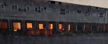 Склады АТБ горят в Одесской области после прилёта