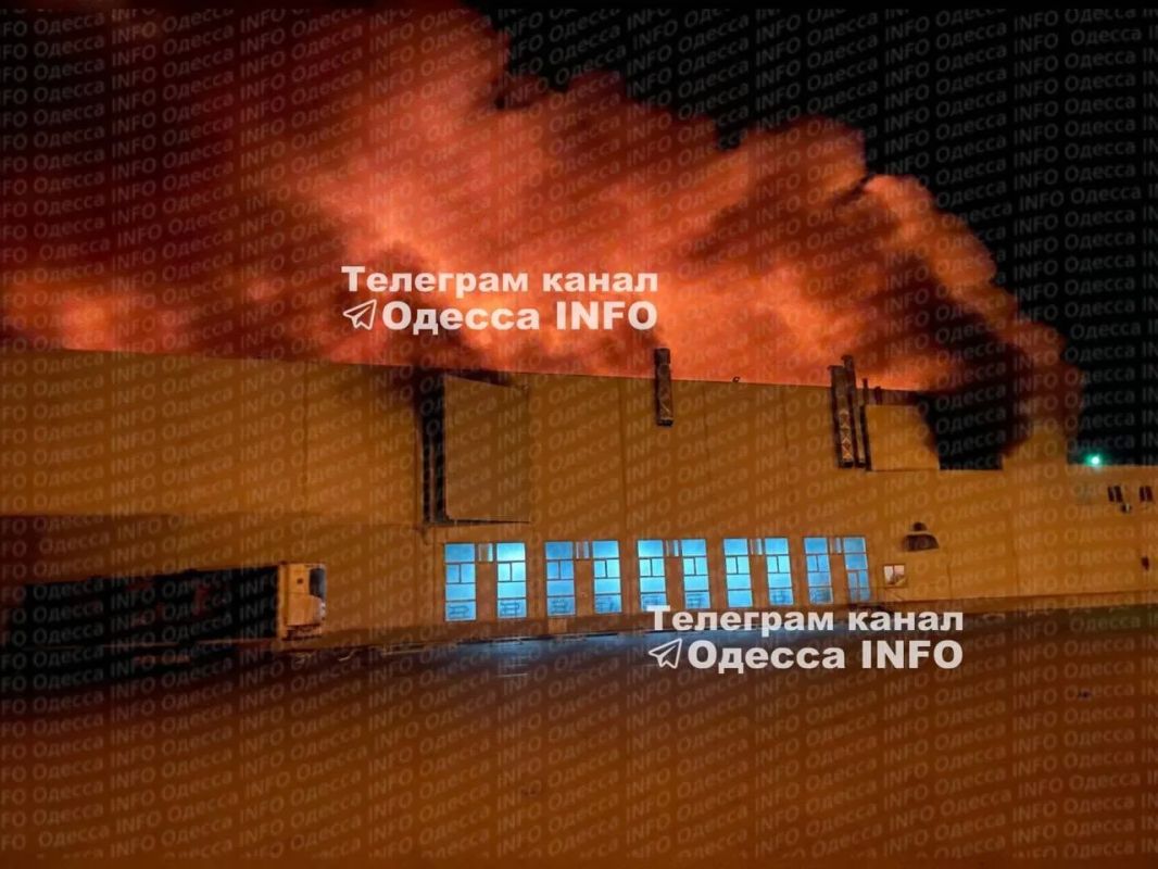21 сентября 2026 года.. • 01:00 Чугуев Харьковской области - взрыв. Ракетная атака 21 сентября 2026 года.. • 01:00 Чугуев Харьковской области - взрыв. Ракетная атака