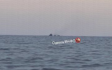 Горит очередной сухогруз у берегов Одессы